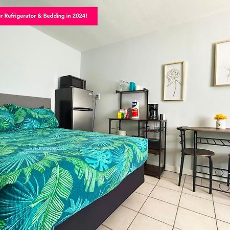 2 Bed Cottage With Pool, Close To Beach! Bbq Grills & Patio Форт-Маєрс Екстер'єр фото