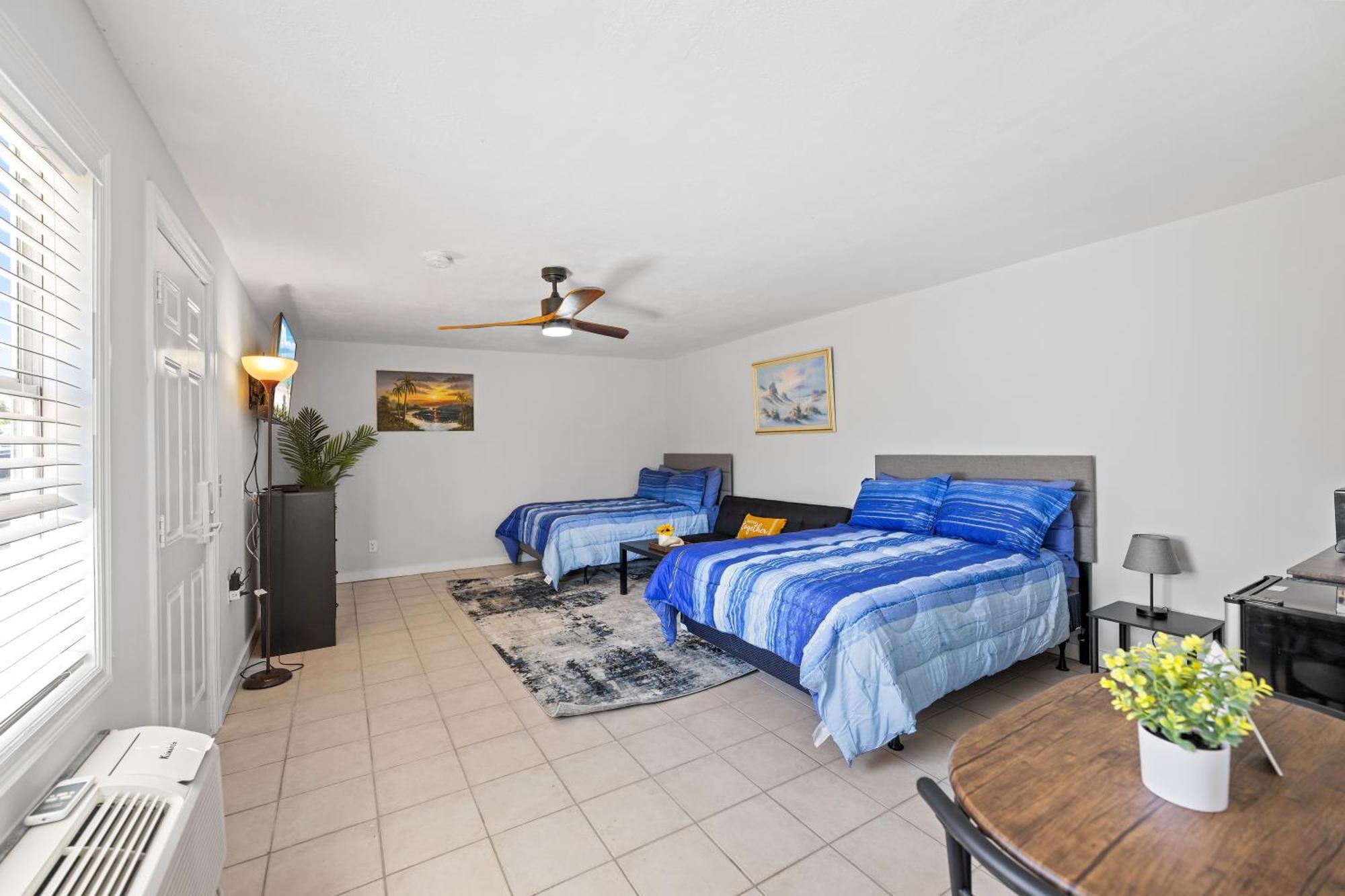 2 Bed Cottage With Pool, Close To Beach! Bbq Grills & Patio Форт-Маєрс Екстер'єр фото